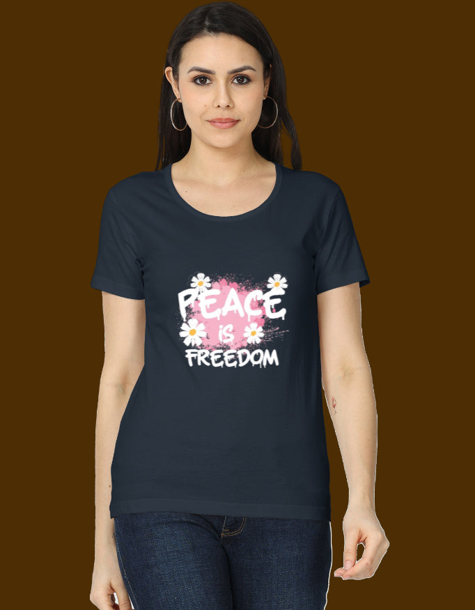 PEACE ---Women's Classic T-Shirt